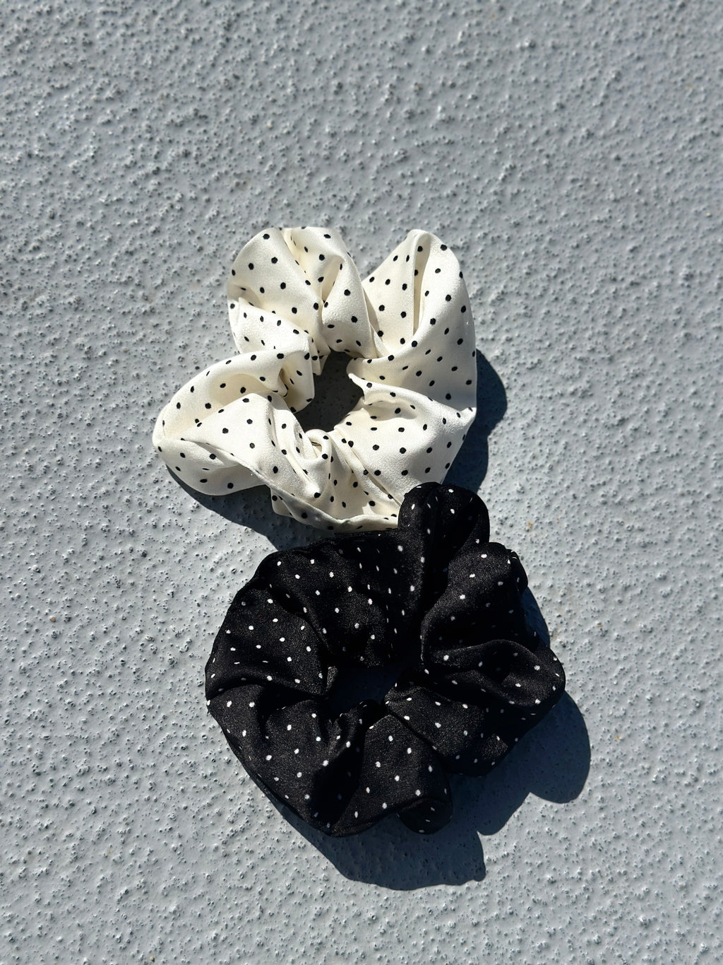 POLKA scrunchie